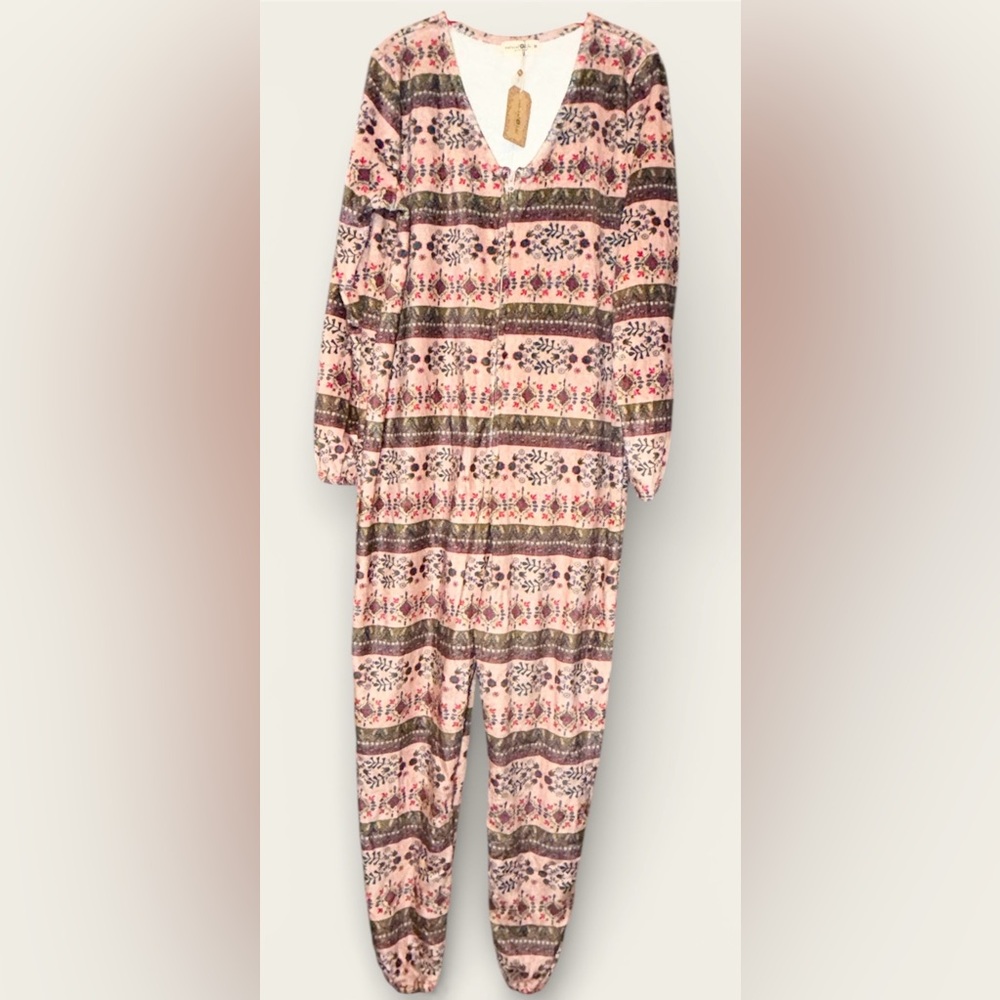 NATURAL LIFE Pink Fleece Onesie Pajama zip up Warm and Super Soft SZ Med NWT